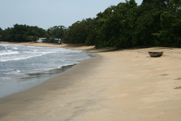 kribi beach 1.JPG